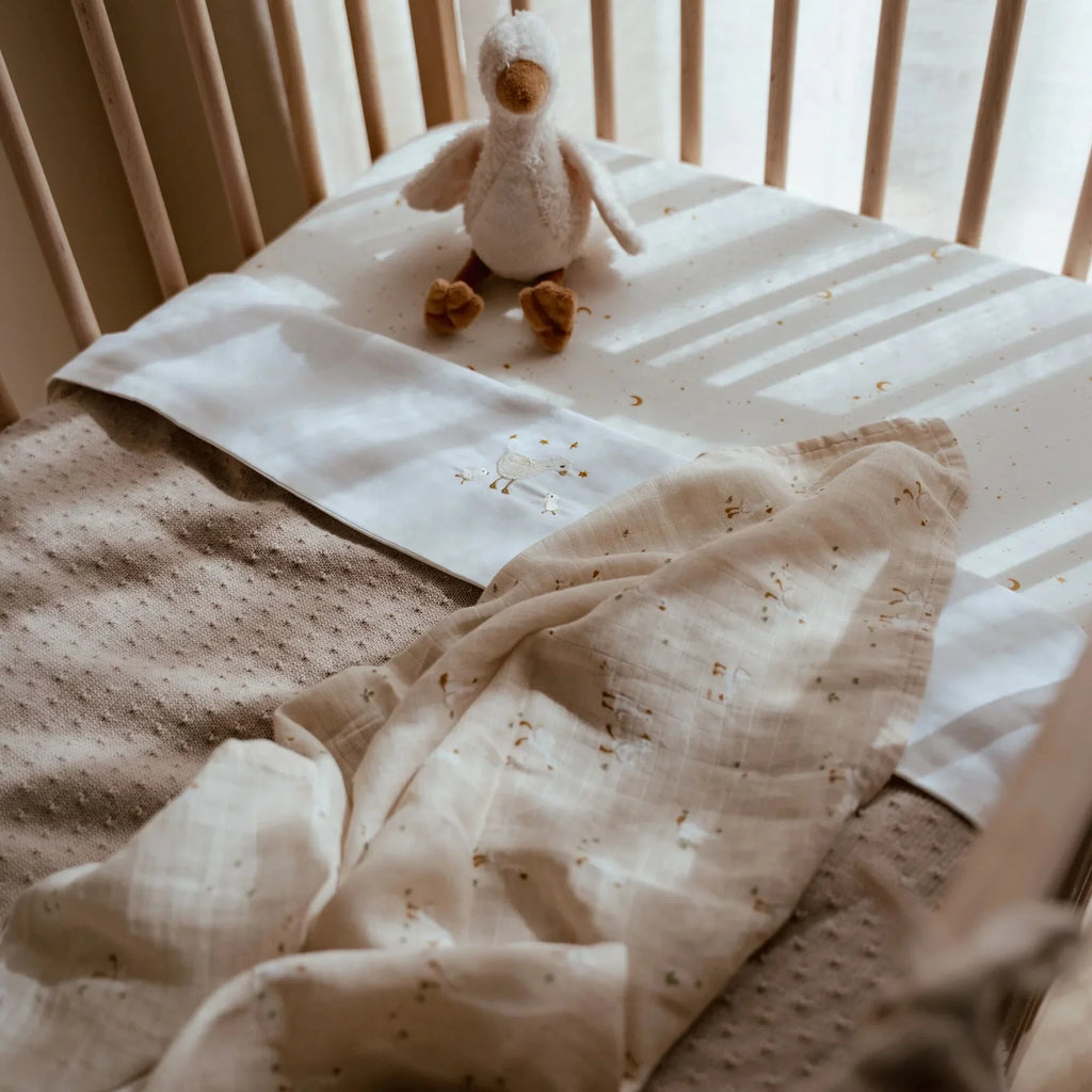 Gebreid ledikantdeken – Beige – Essentials