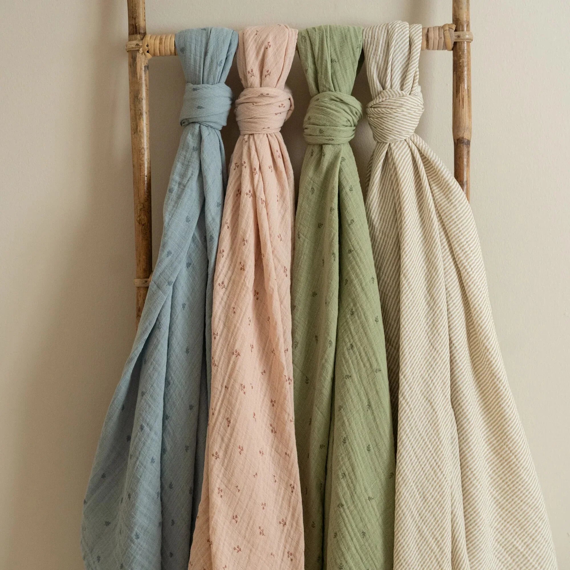 Swaddle - Beige streepjes - 120 cm