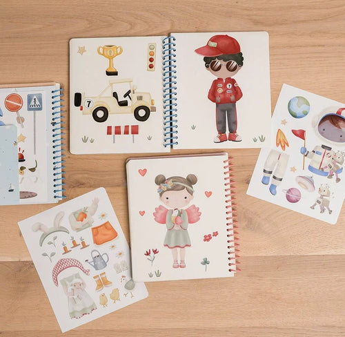 Livre d'habillage et d'autocollants Jim & Friends